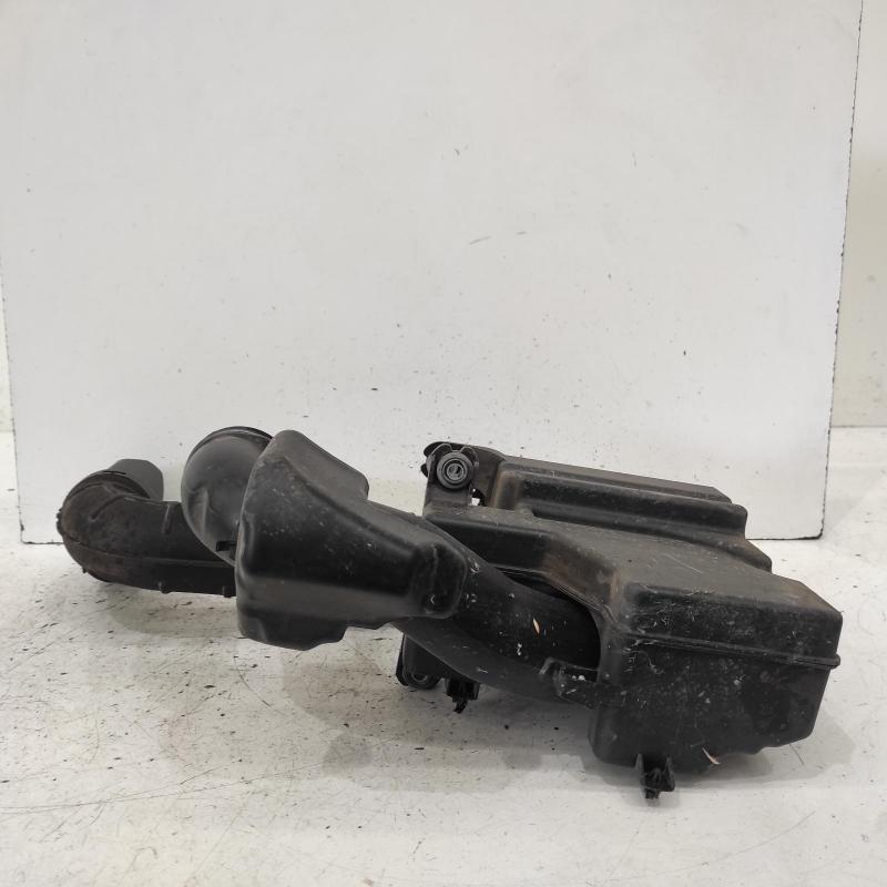 air cleaner duct/hose