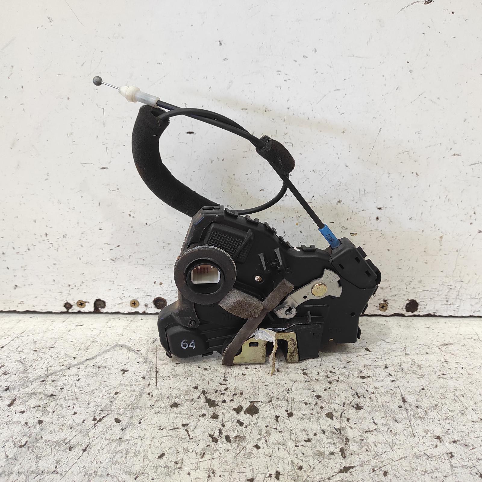 Camry Door/boot/gate Lock 2002-2006 left front door lock,sk36,08/02-05/06 00020684 #674297