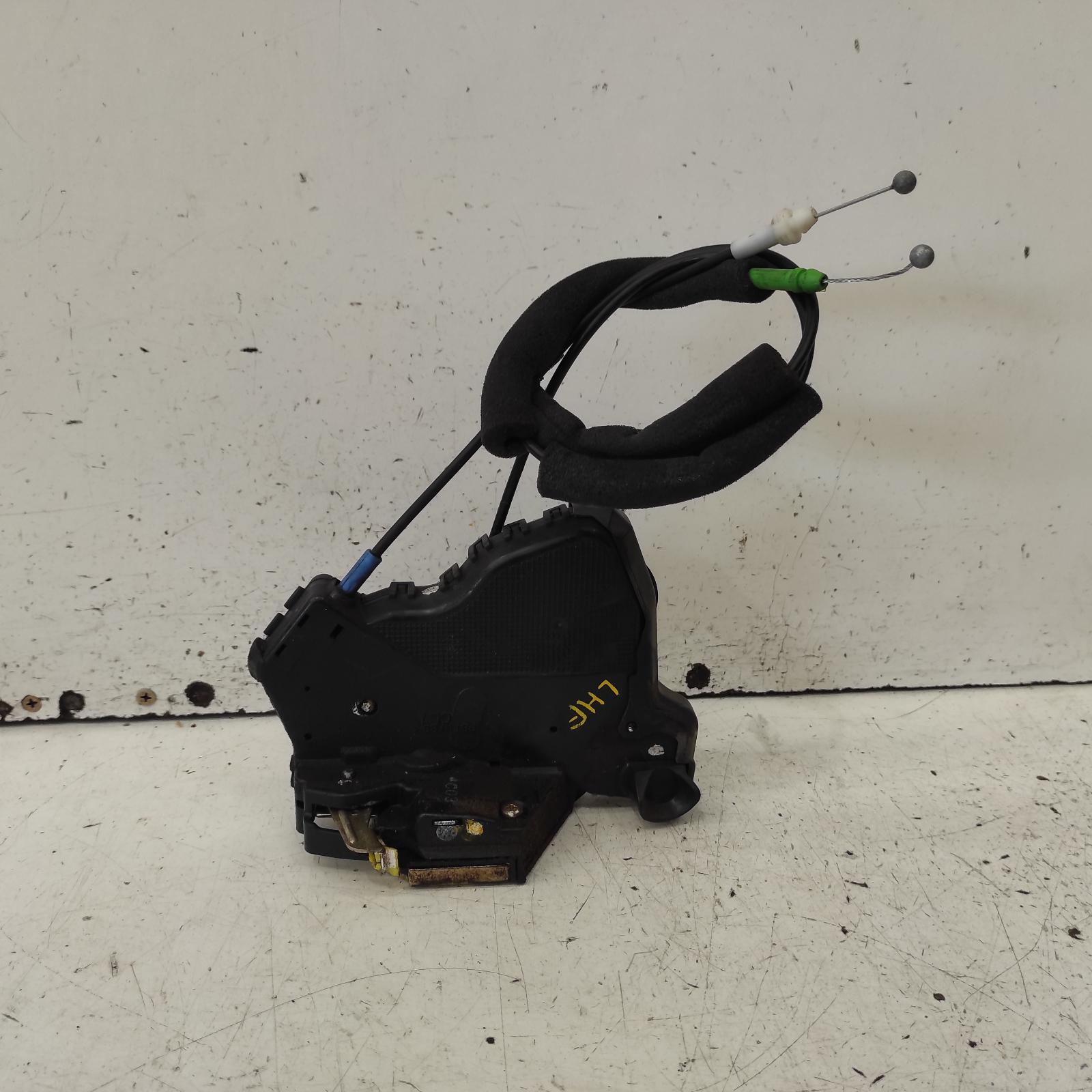 Camry Door/boot/gate Lock 2002-2006 left front door lock,sk36,08/02-05/06 00021004 #674354