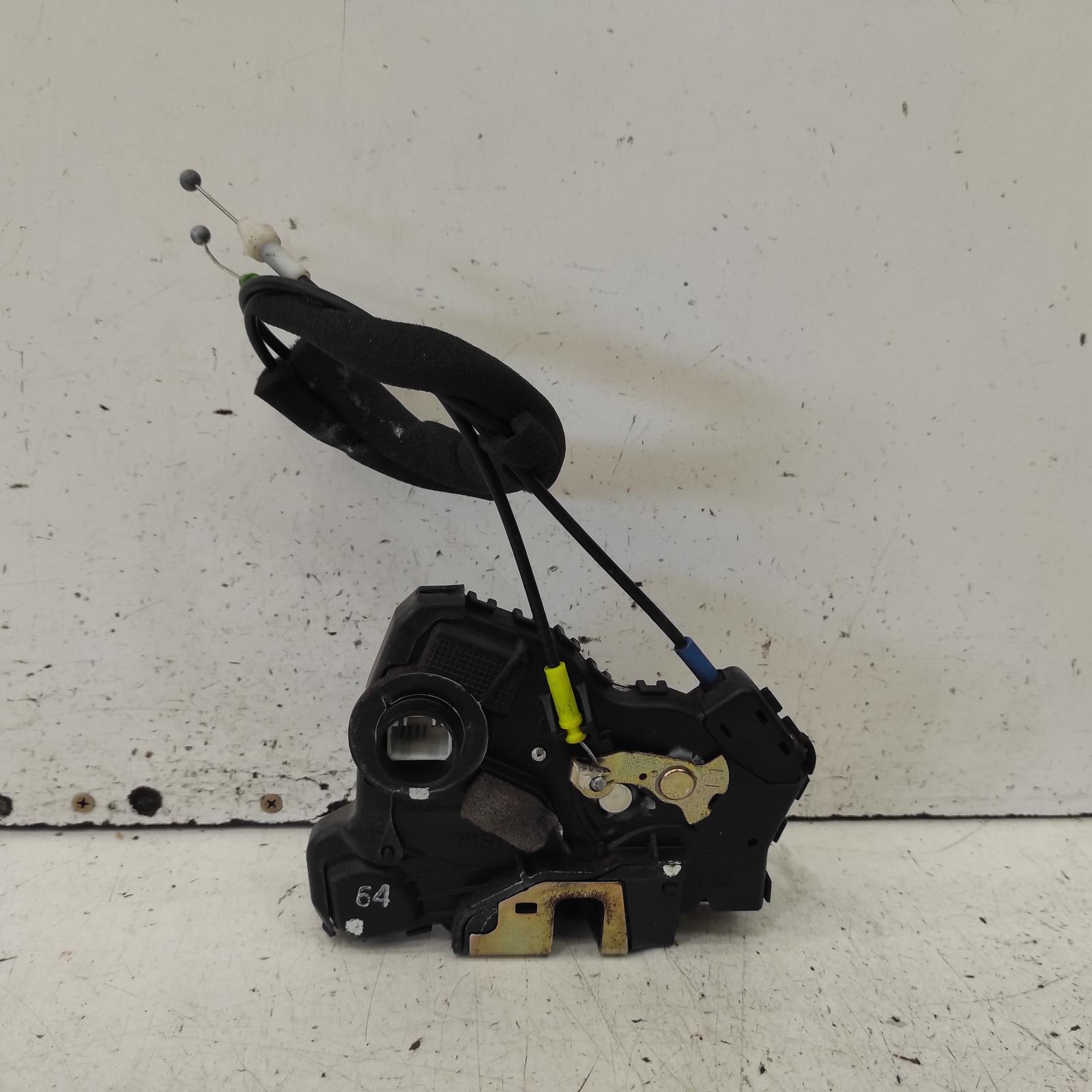 Camry Door/boot/gate Lock 2002-2006 left front door lock,sk36,08/02-05/06 00021004 #674354