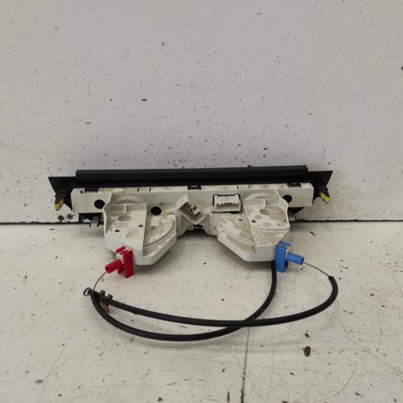 heater/aircon controls