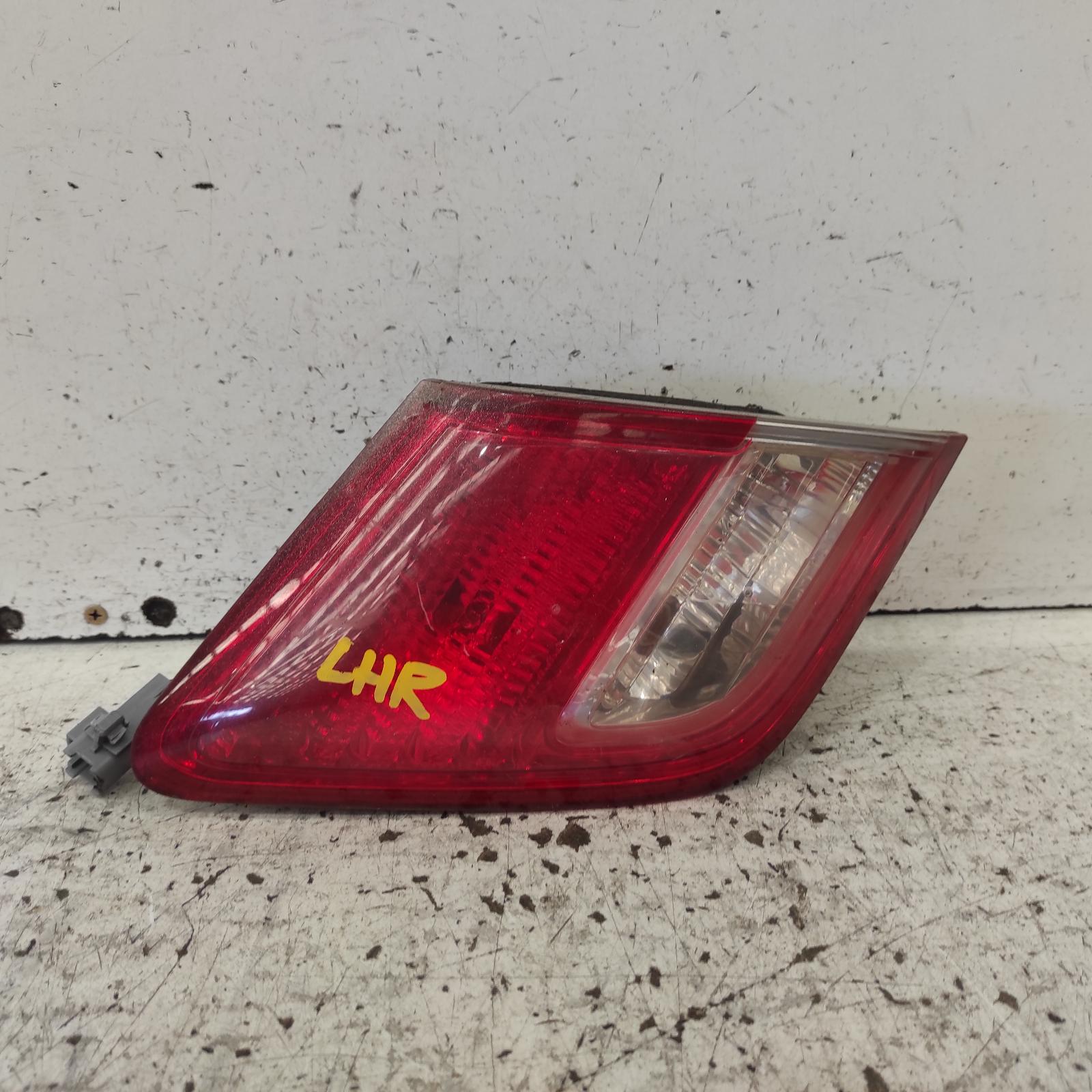 Camry Rear Garnish 2006-2009 bootlid lamp (lh side),acv40/sportivo,06/06-06/09 00021217 #674575
