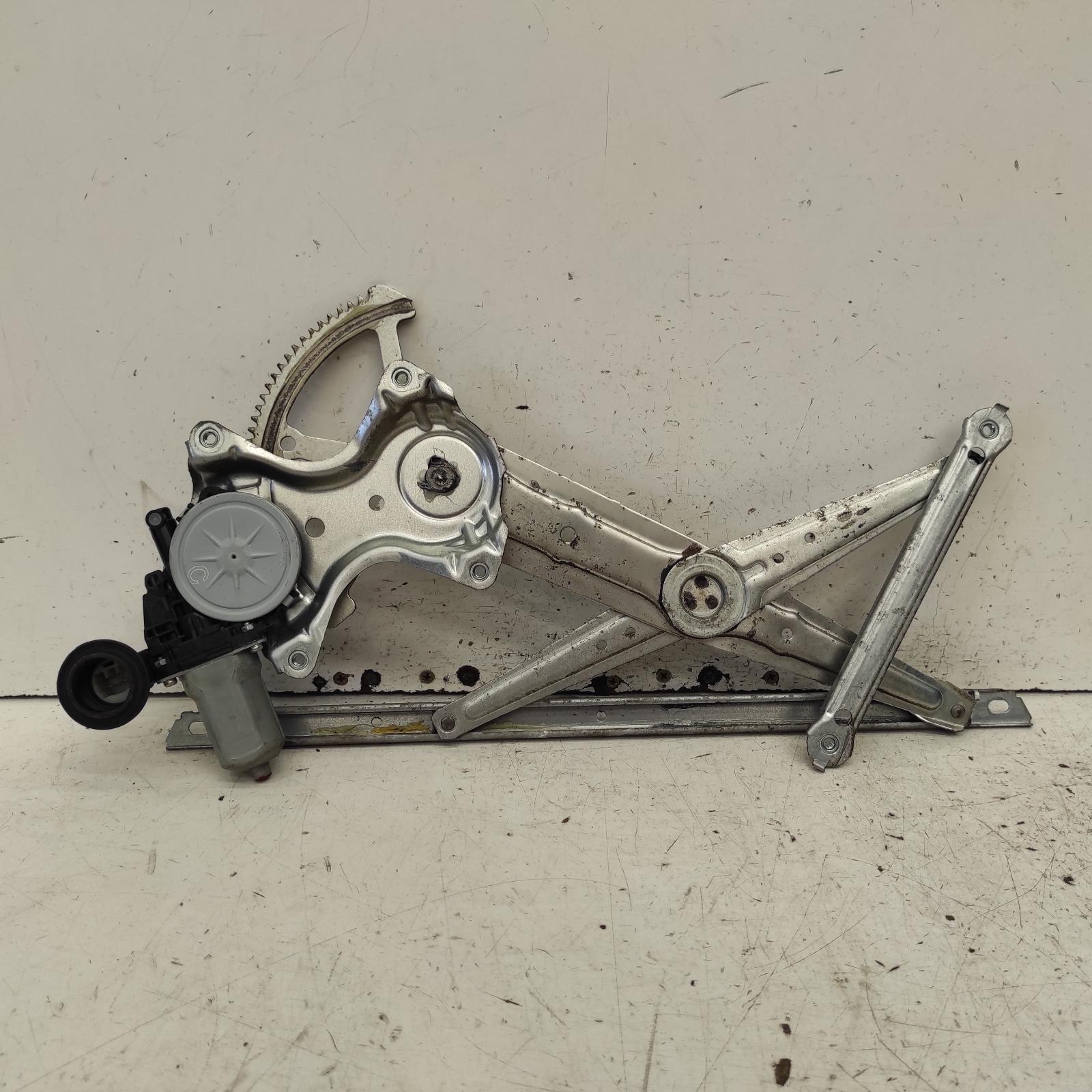 Aurion Window Regulator/motor Front Left 2012-2017 power,gsv50r,02/12-08/17 00021329 #674837