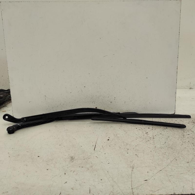 wiper arm