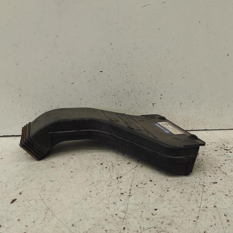 air cleaner duct/hose