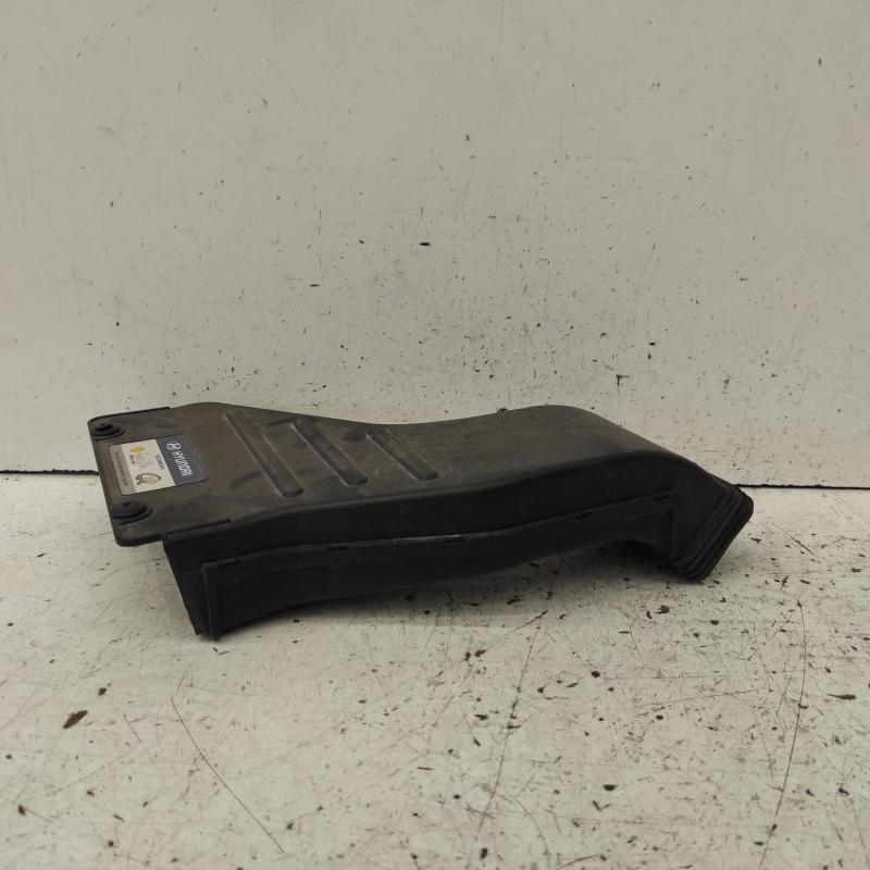 air cleaner duct/hose