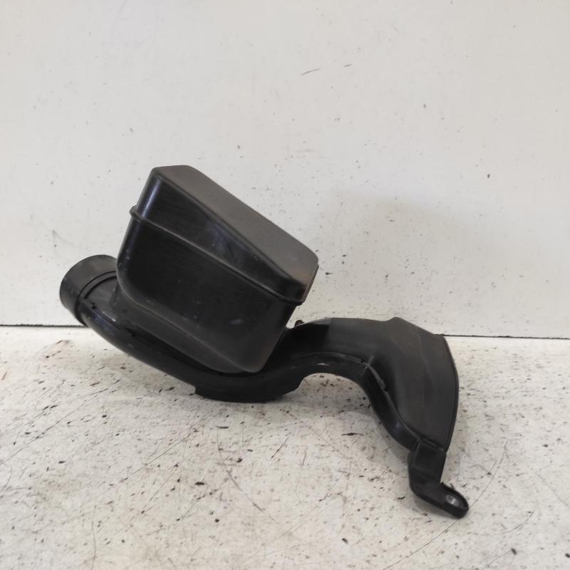 air cleaner duct/hose