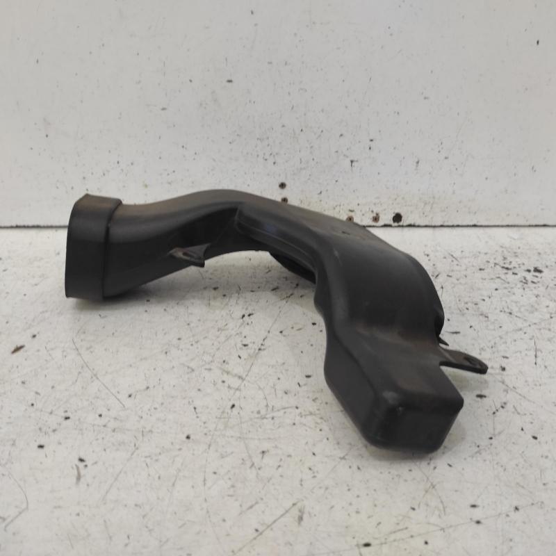 air cleaner duct/hose