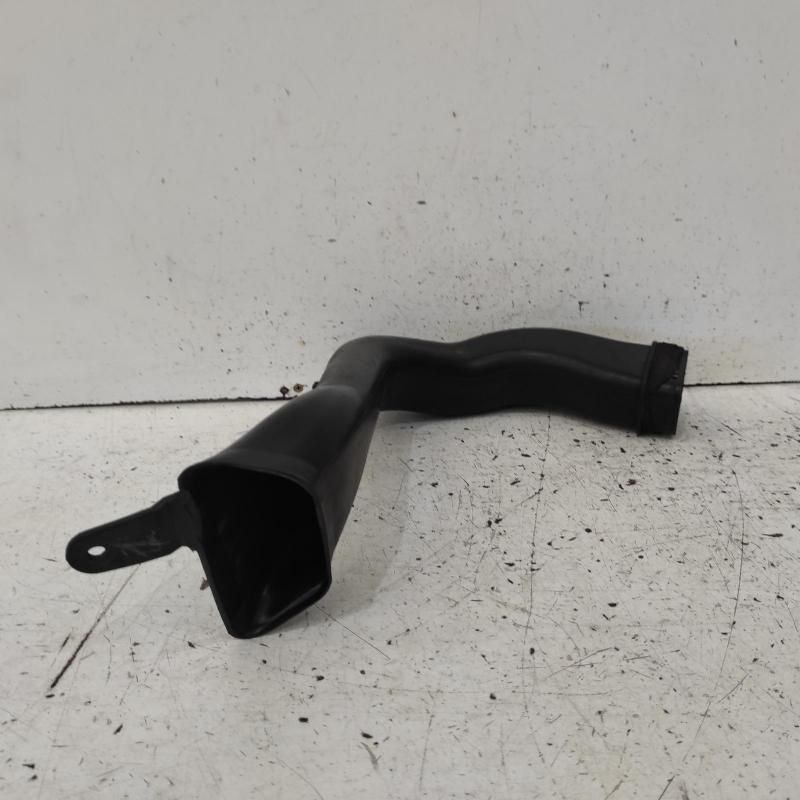 air cleaner duct/hose