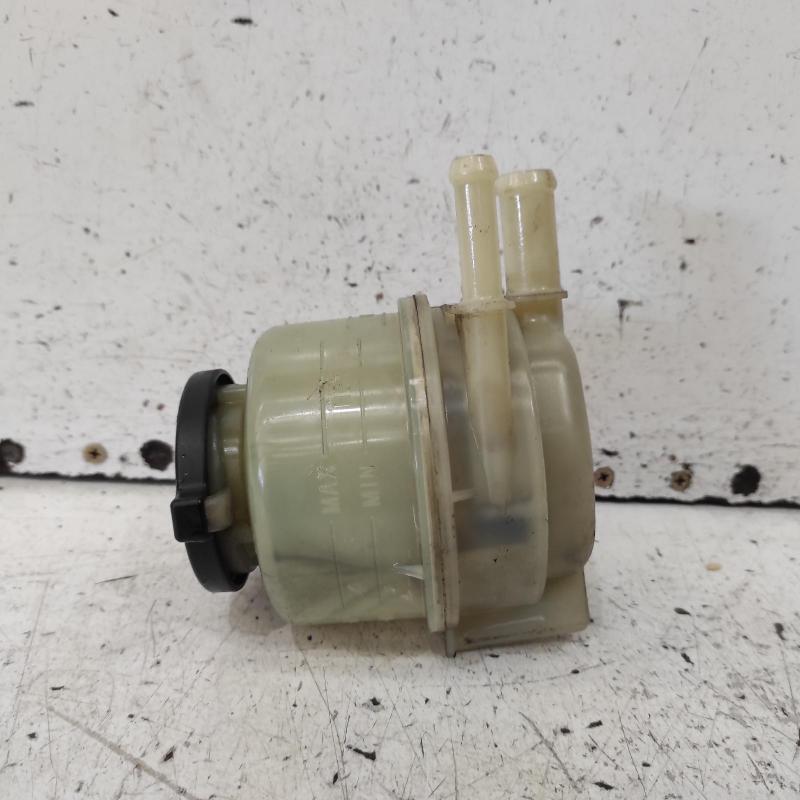 power steering reservoir