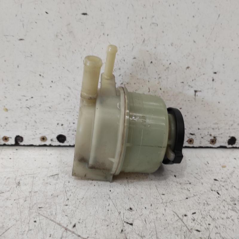 power steering reservoir