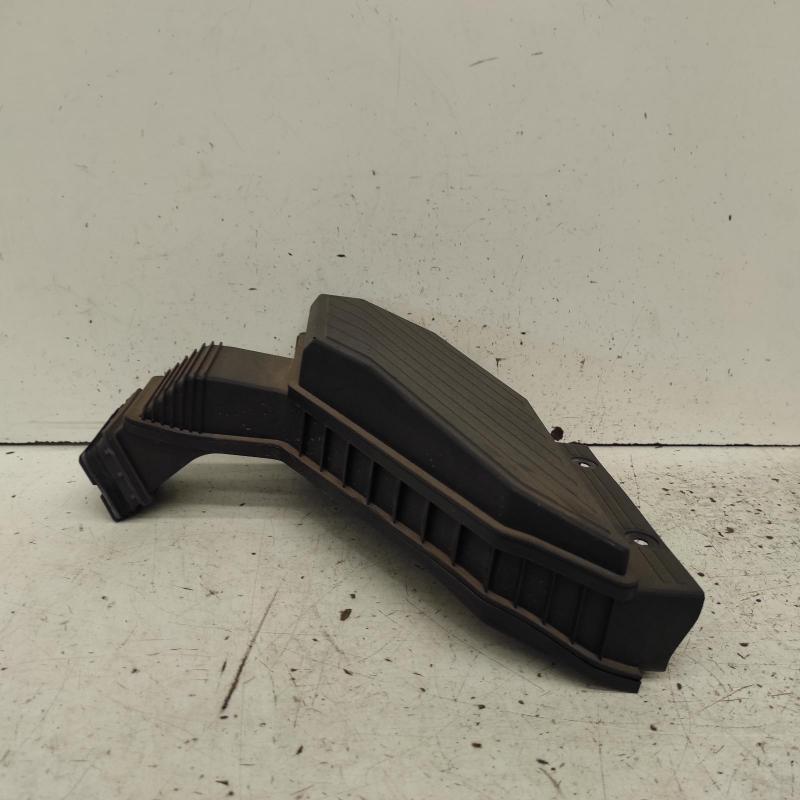 air cleaner duct/hose