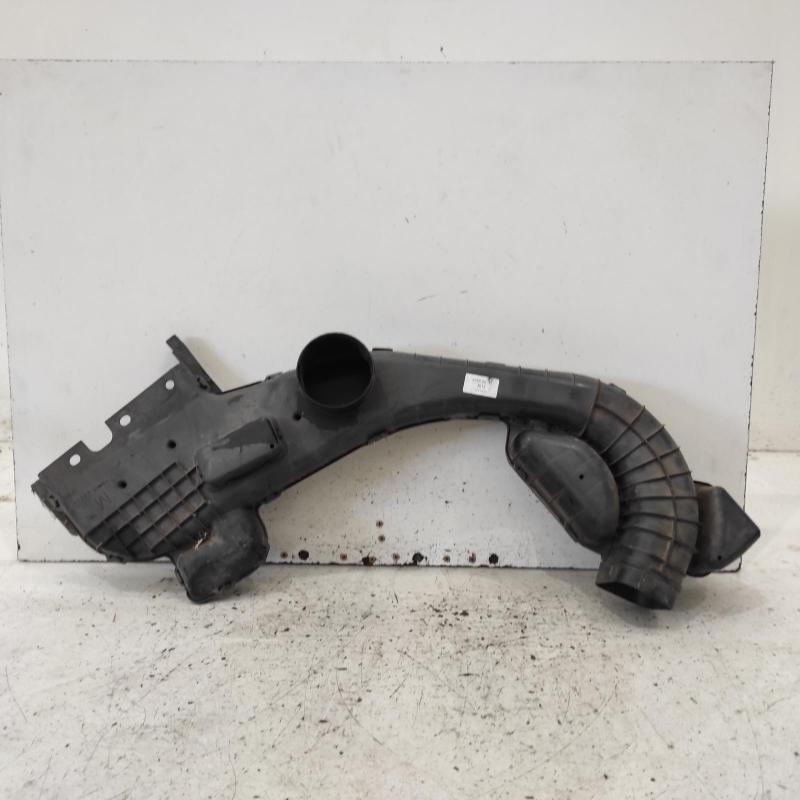 air cleaner duct/hose