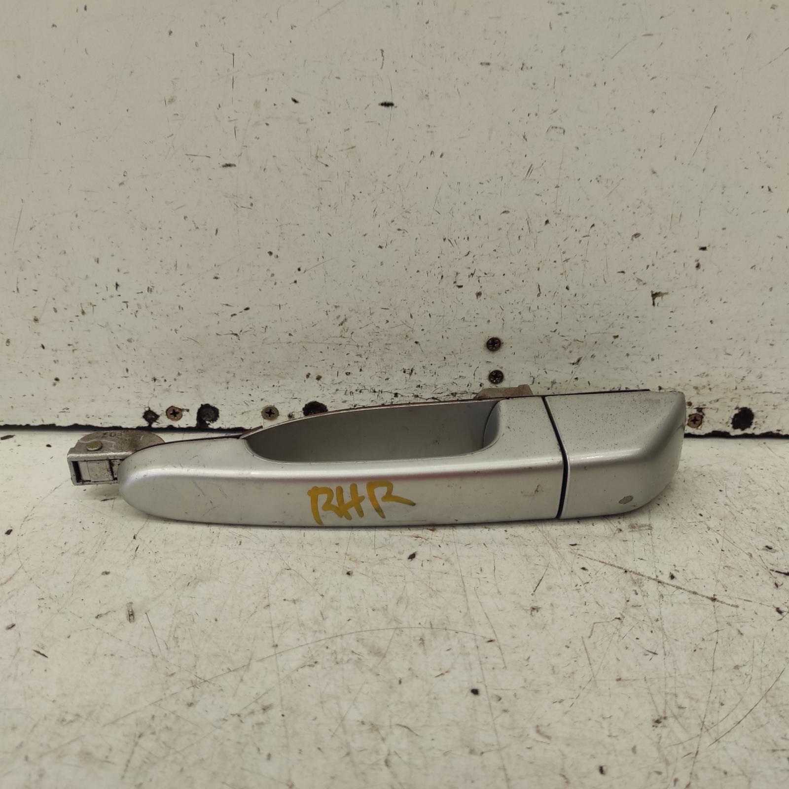 Carnival/Grand Carnival Door Handle 2005-2014 outer,rh rear,vq,12/05-12/14 00019447 #675788