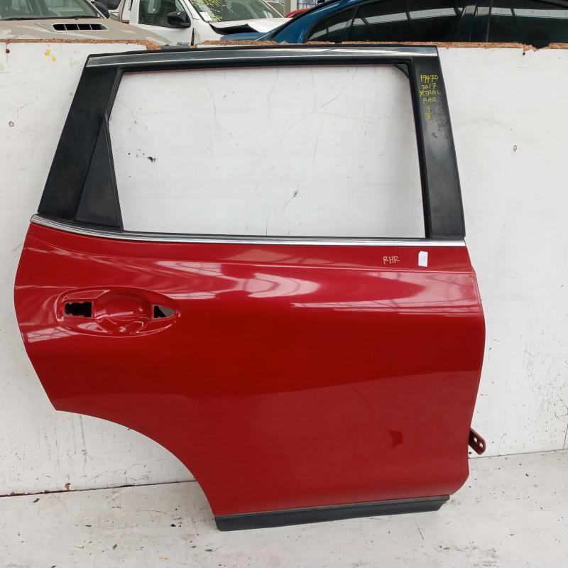 door/sliding rear right