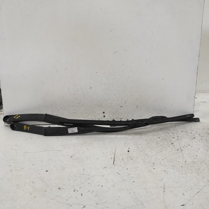 wiper arm