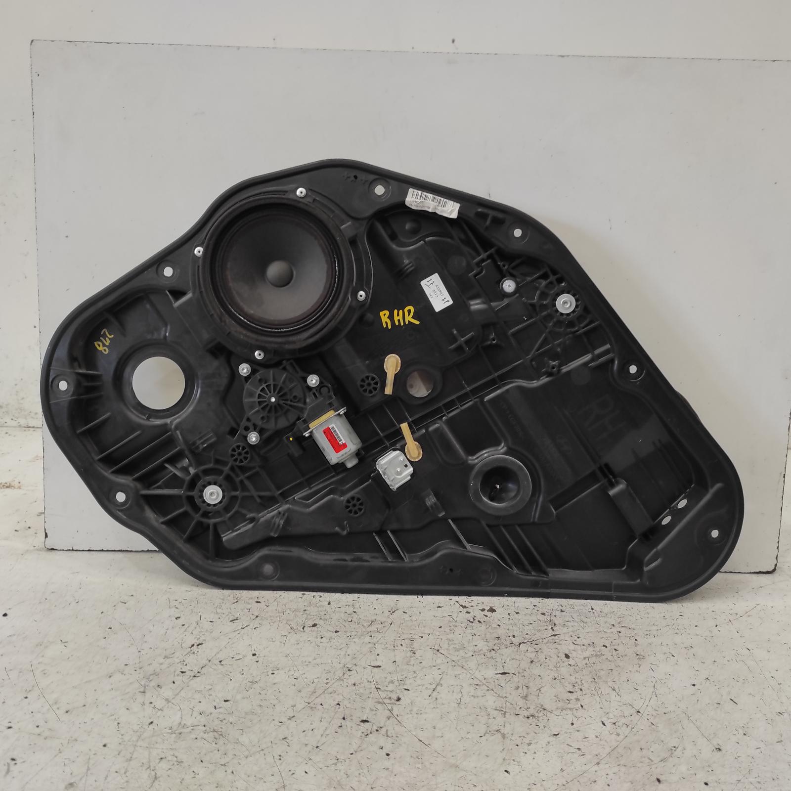 I30 Window Regulator/motor Rear Right 2012-2017 gd,hatch,door reg assy (reg and motor),(motor-2 pin),03/12-04/17 00020967 #675589