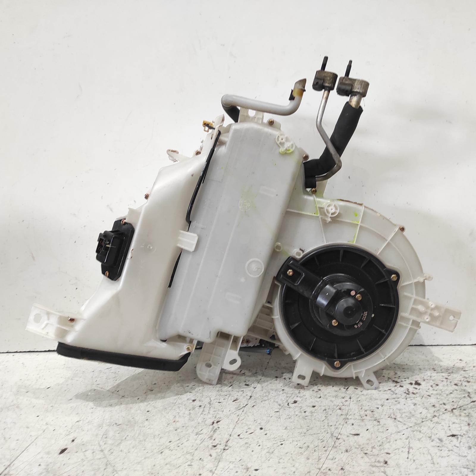 Prado Heater Core/box 2003-2009 120 series,vx/grande,climate control type,02/03-10/09 00021807 #675715