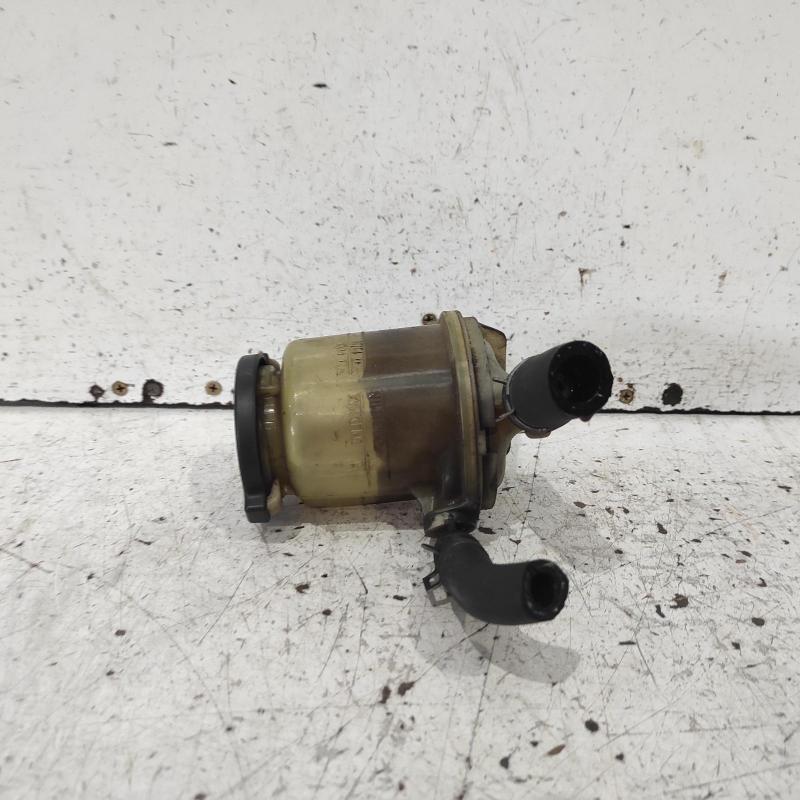 power steering reservoir