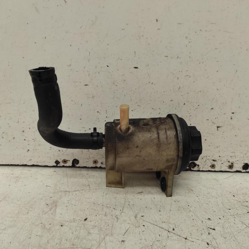 power steering reservoir