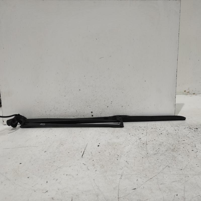 wiper arm