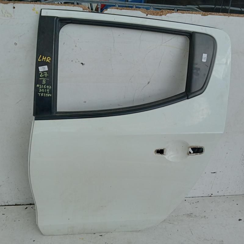 door/sliding rear left