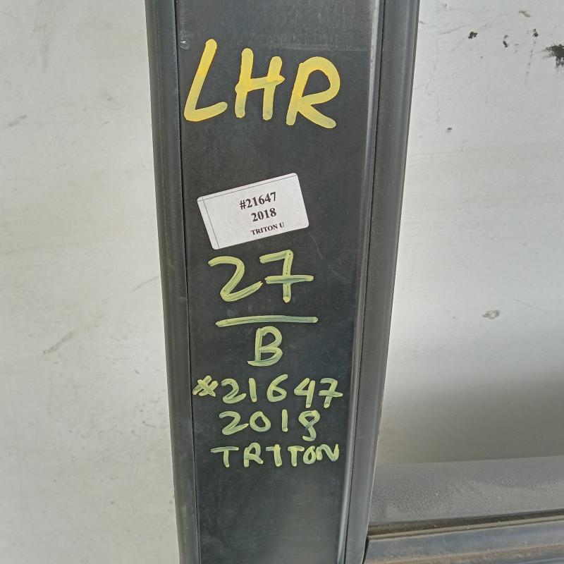 door/sliding rear left