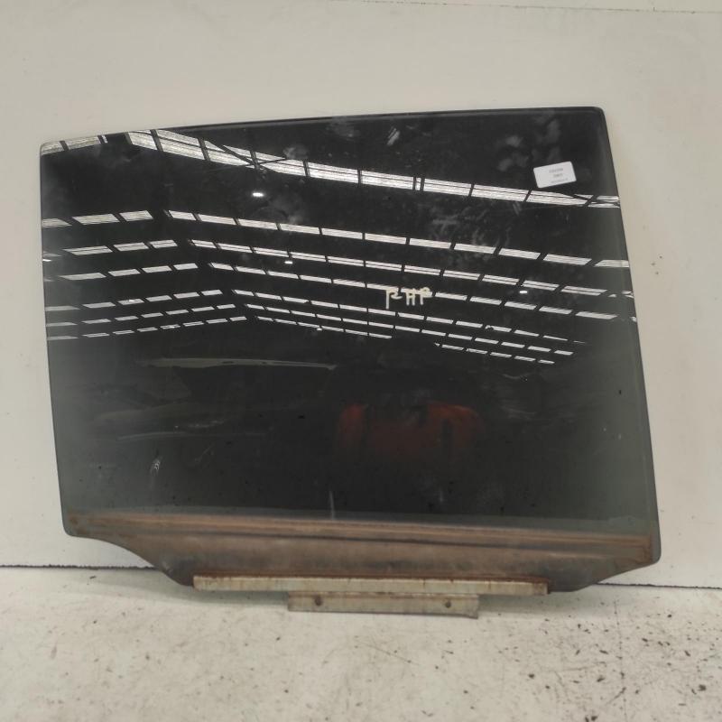 door window rear right
