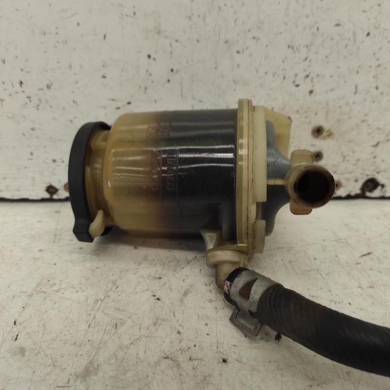 power steering reservoir