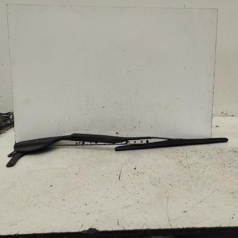 wiper arm