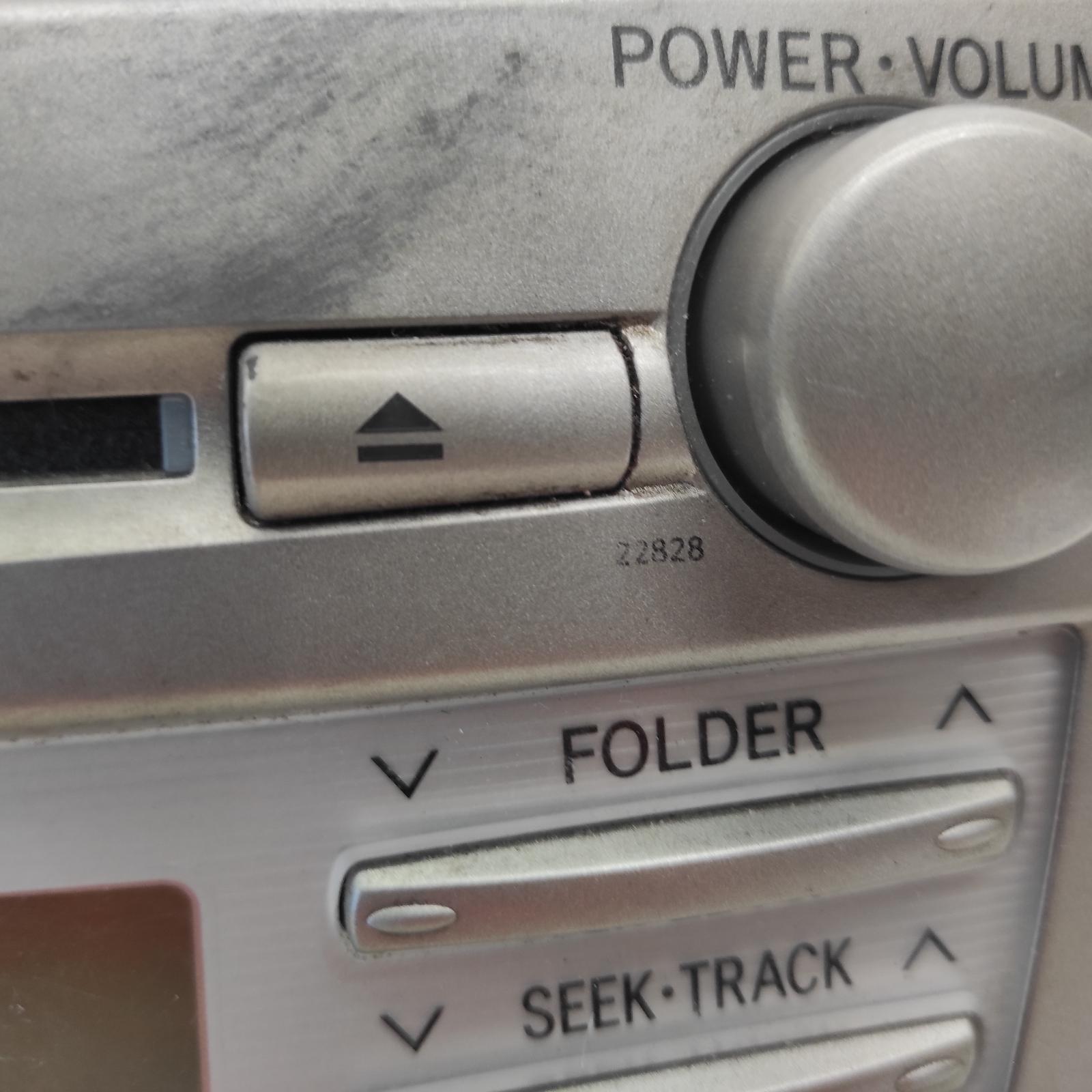 Aurion Stereo/head Unit 2006-2012 cd player,gsv40r,10/06-03/12 00021327 #676268