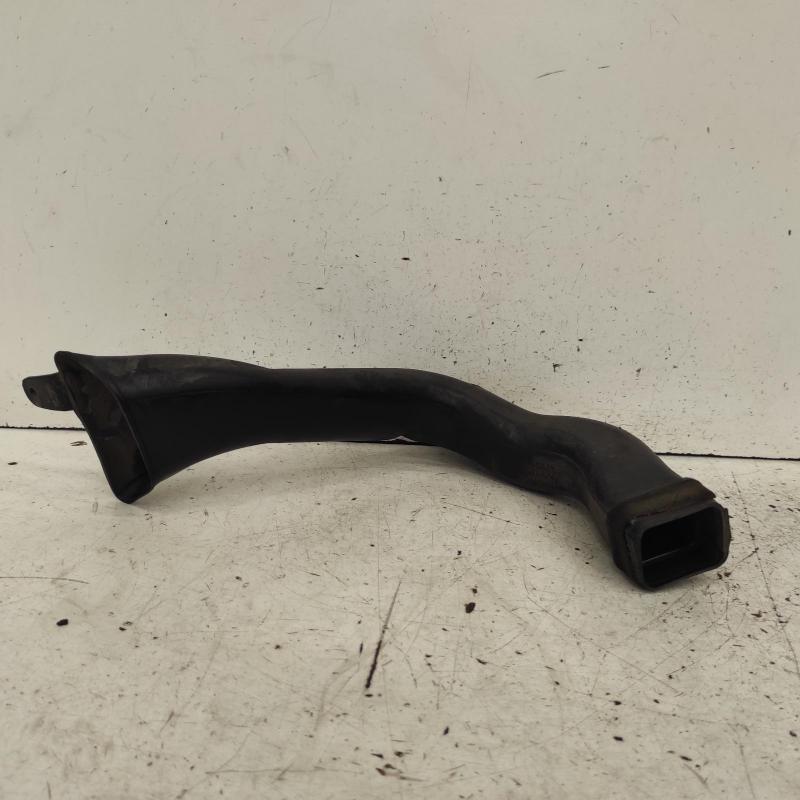 air cleaner duct/hose