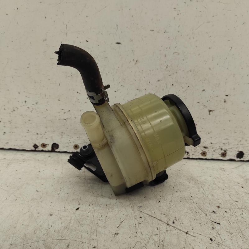power steering reservoir