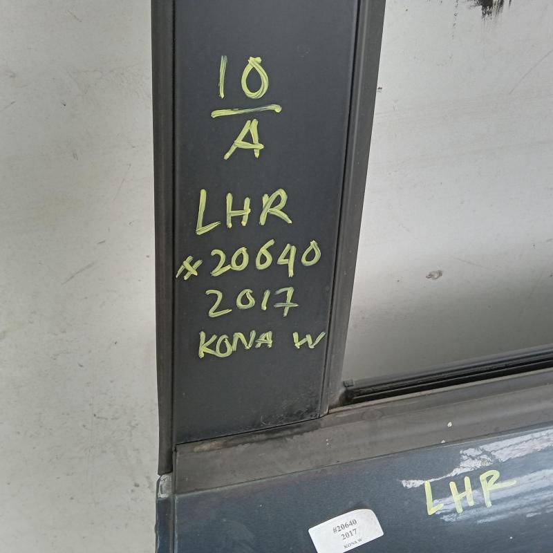 door/sliding rear left