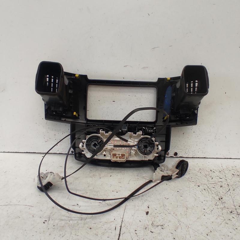 heater/aircon controls