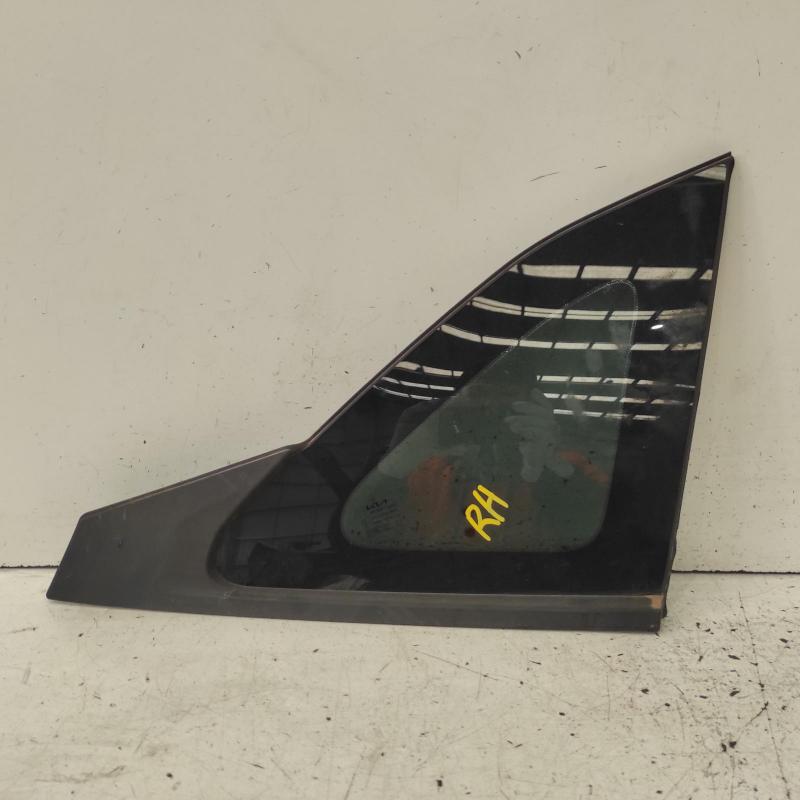 #676696, Used side glass rear right for 2022 seltos| sp2, w/ black ...