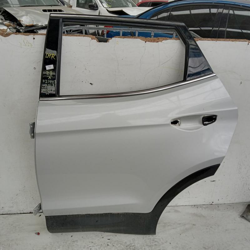 door/sliding rear left