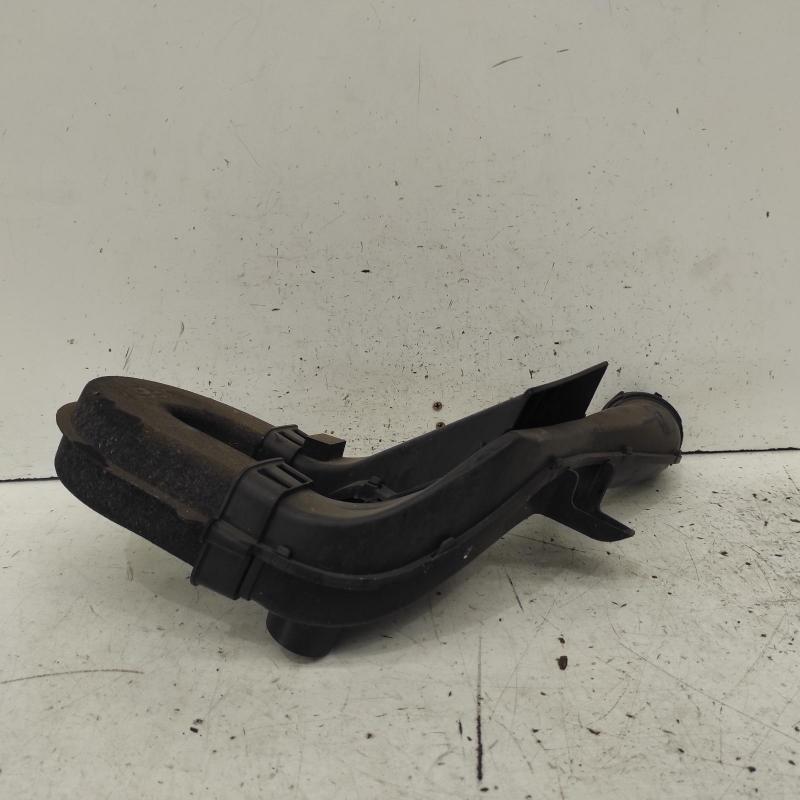 air cleaner duct/hose