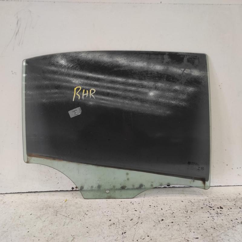 door window rear right