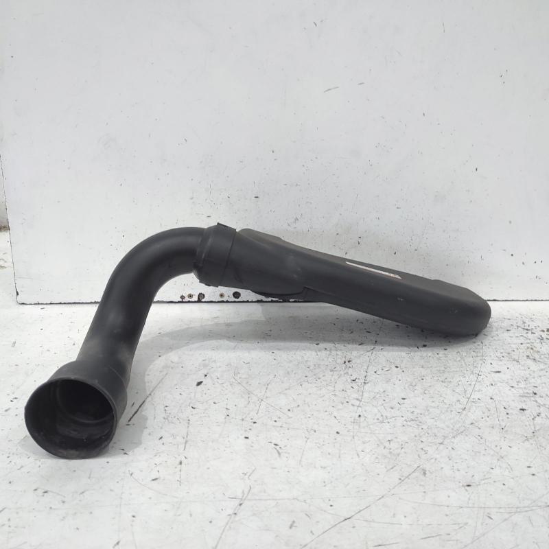 air cleaner duct/hose