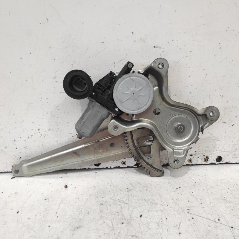 window regulator/motor rear right