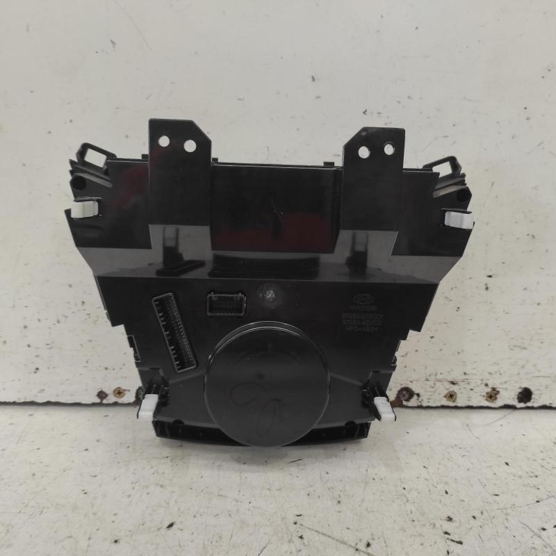 heater/aircon controls