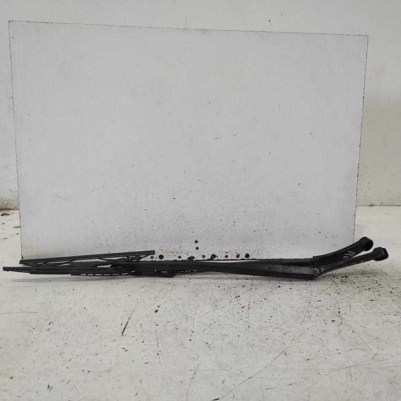 wiper arm
