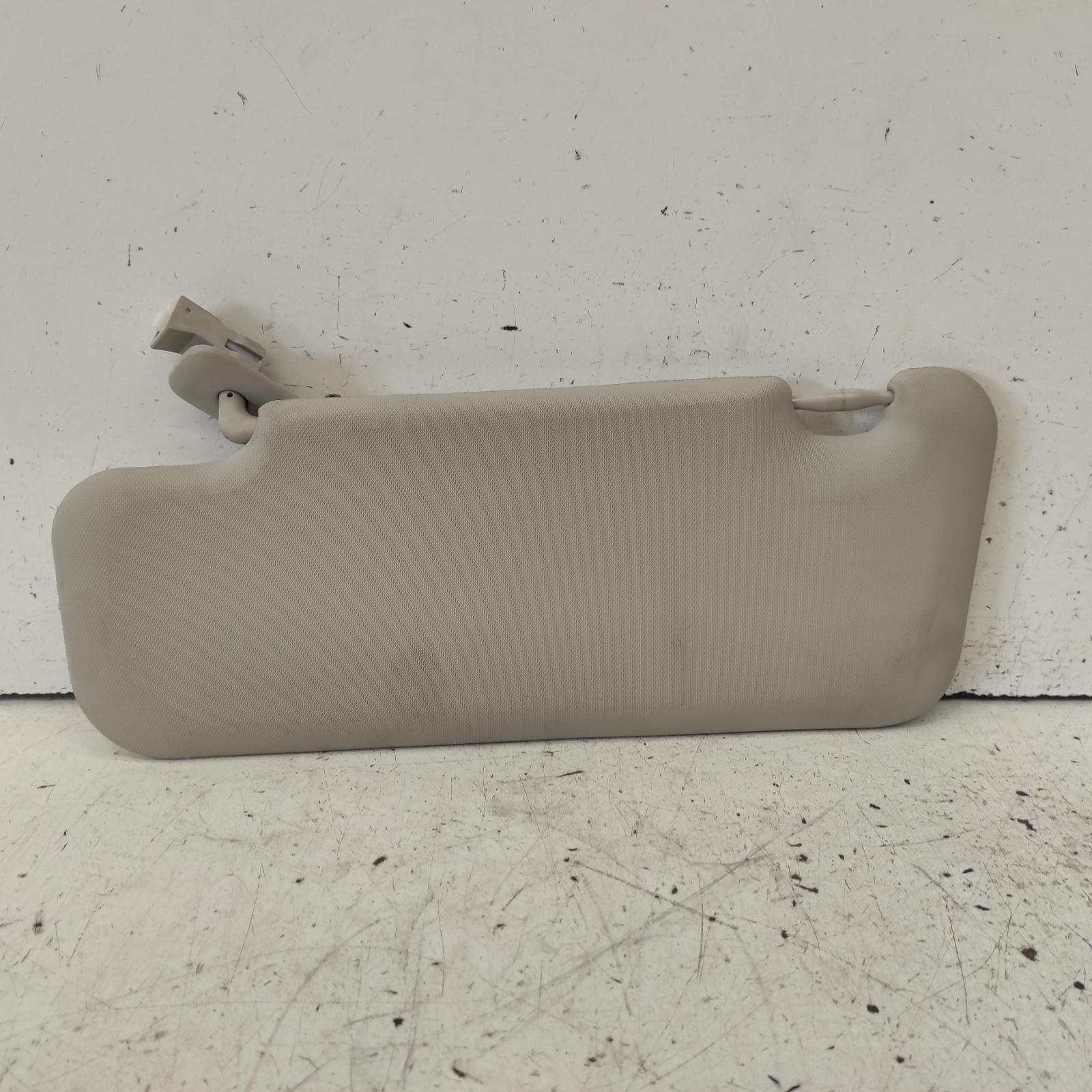 3 Sunvisor 2013-2016 bm,rh side,06/13-05/16 00021150 #678384