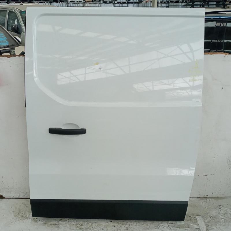 door/sliding rear left