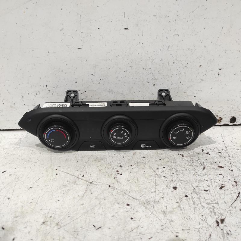 heater/aircon controls