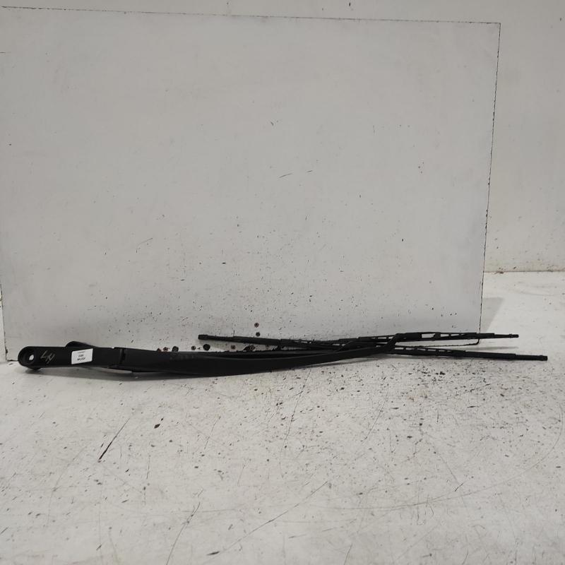 wiper arm