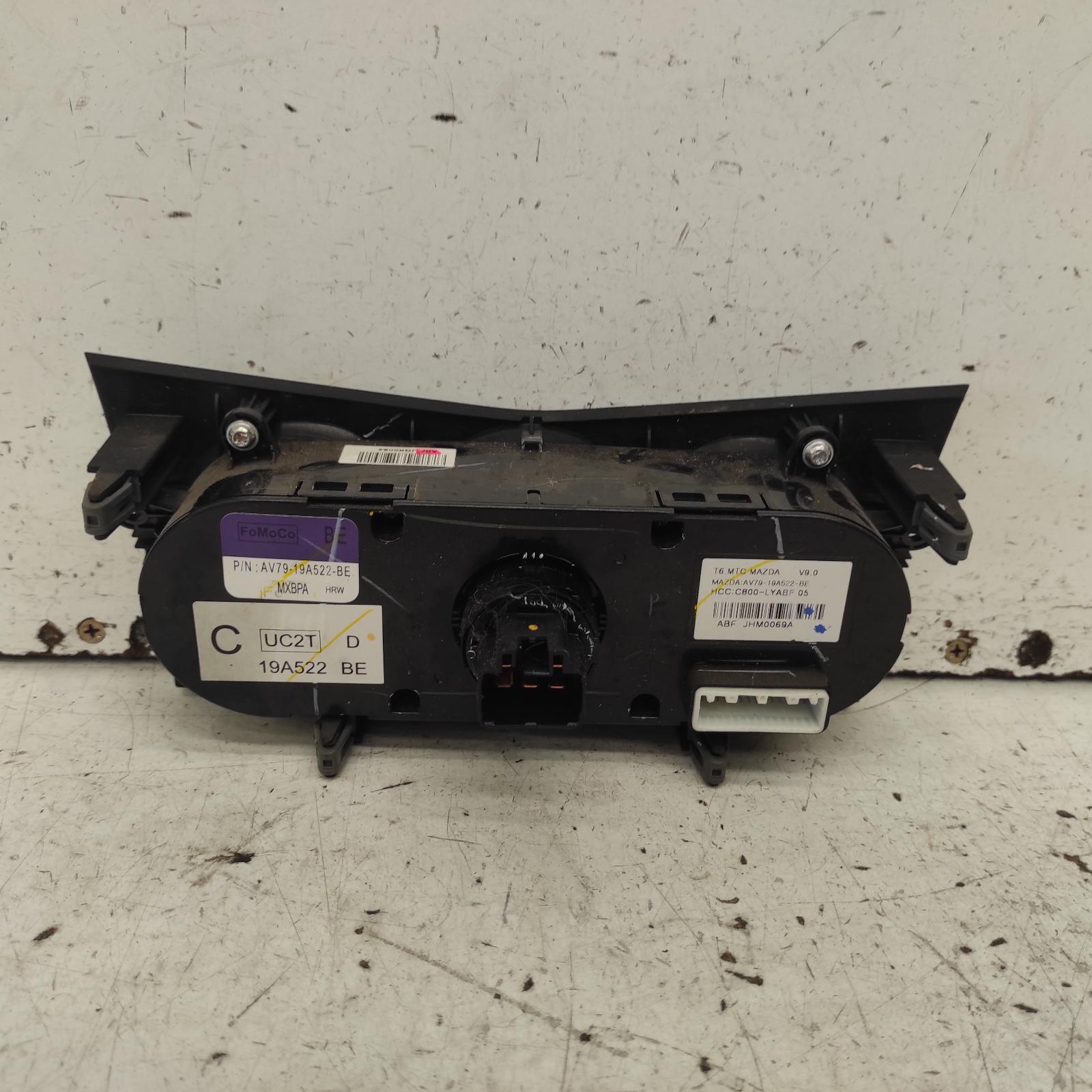 Bt50 Heater/aircon Controls 2011-2020 up-ur,non climate control type,10/11-06/20 00021798 #678718
