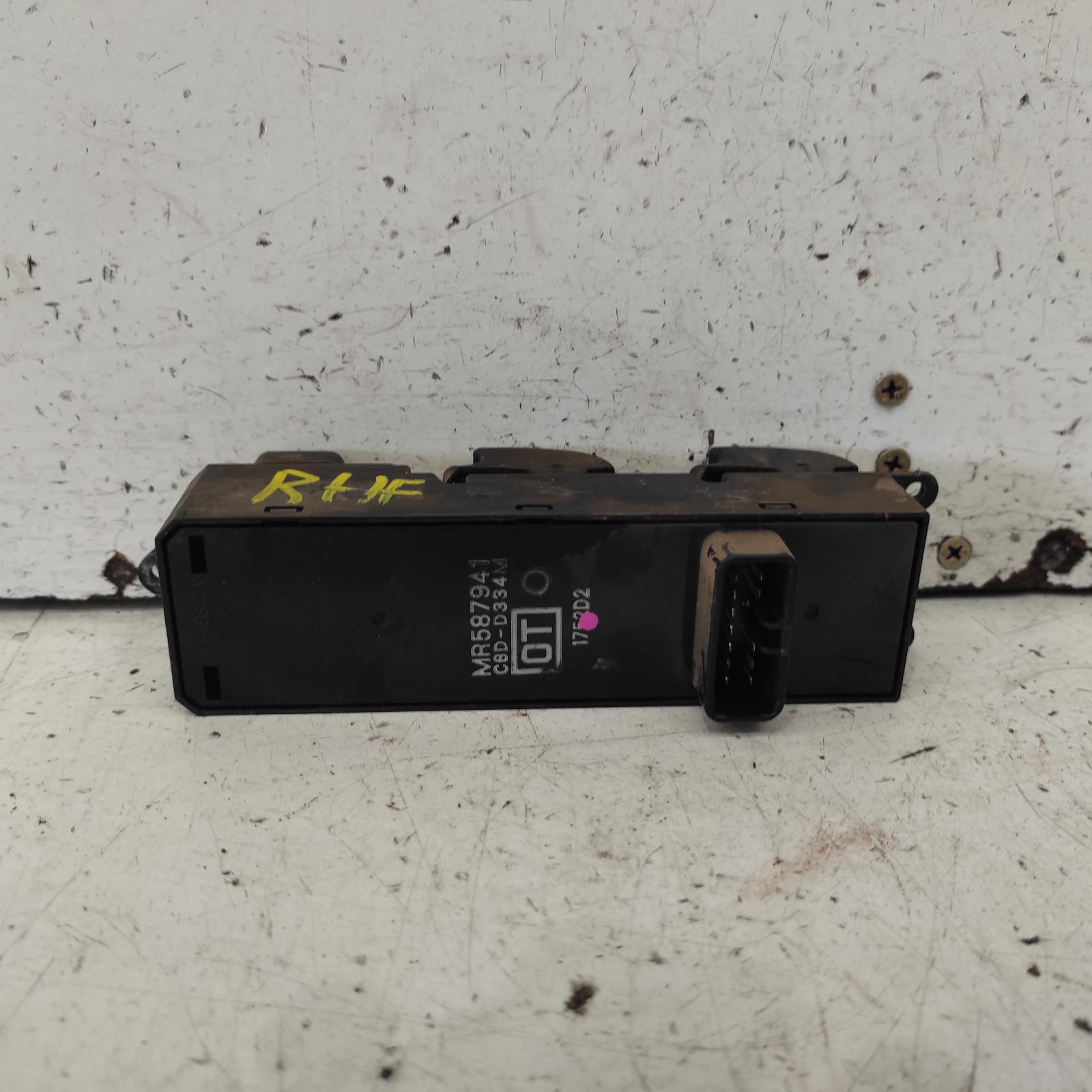 Triton Power Door Window Switch 2006-2015 rh front (master switch),4 door switch type,ml-mn,07/06-04/15 00021818 #678766