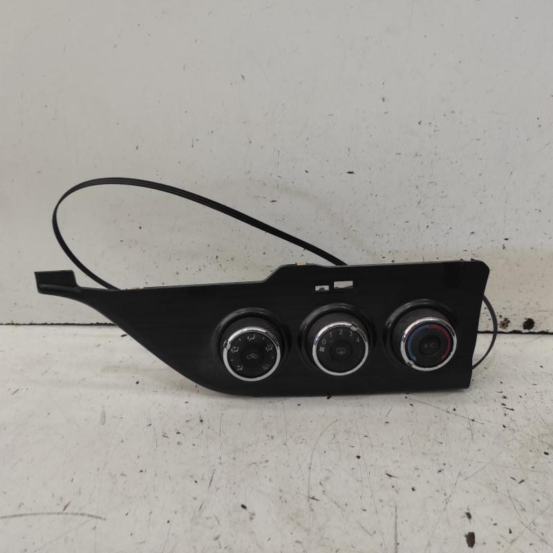 heater/aircon controls